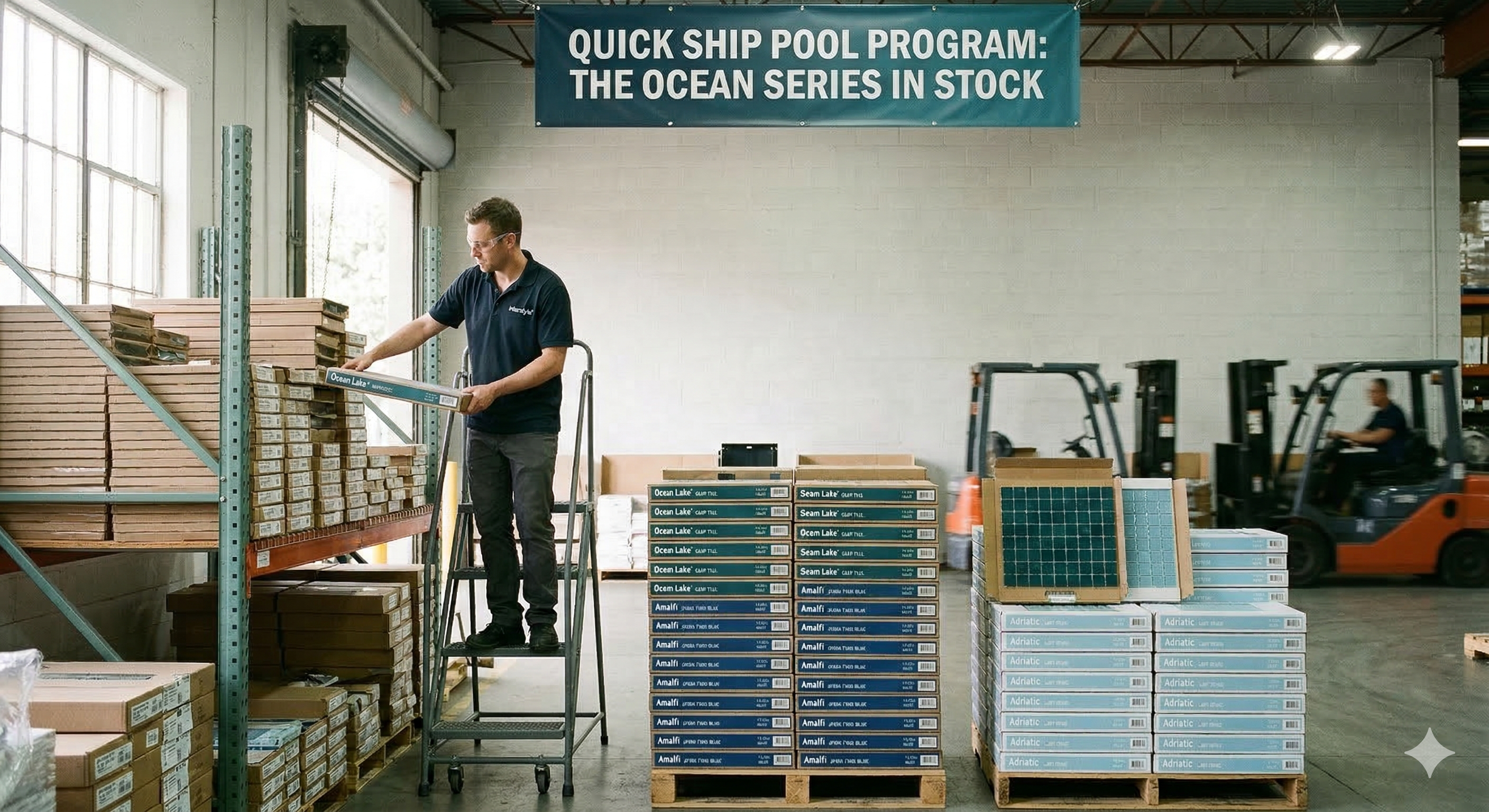 Glass tile for swimming pools