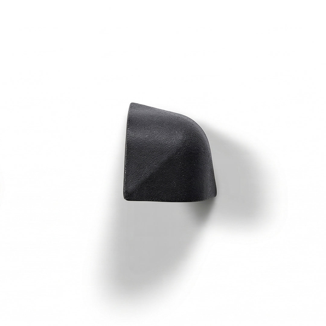 In Stock Porcelain Trim | Carbon Outer Beak