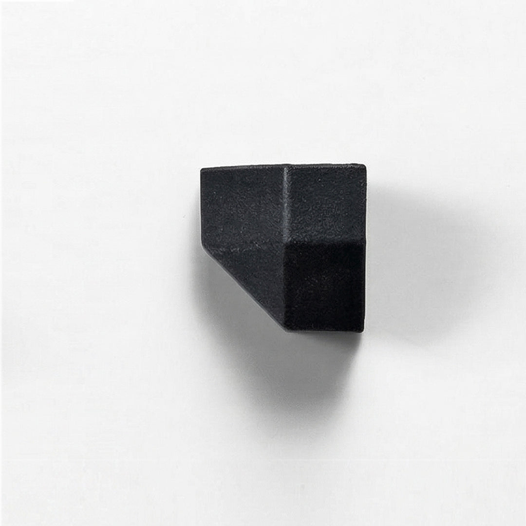 In Stock Porcelain Trim | Carbon Inner Beak Corner