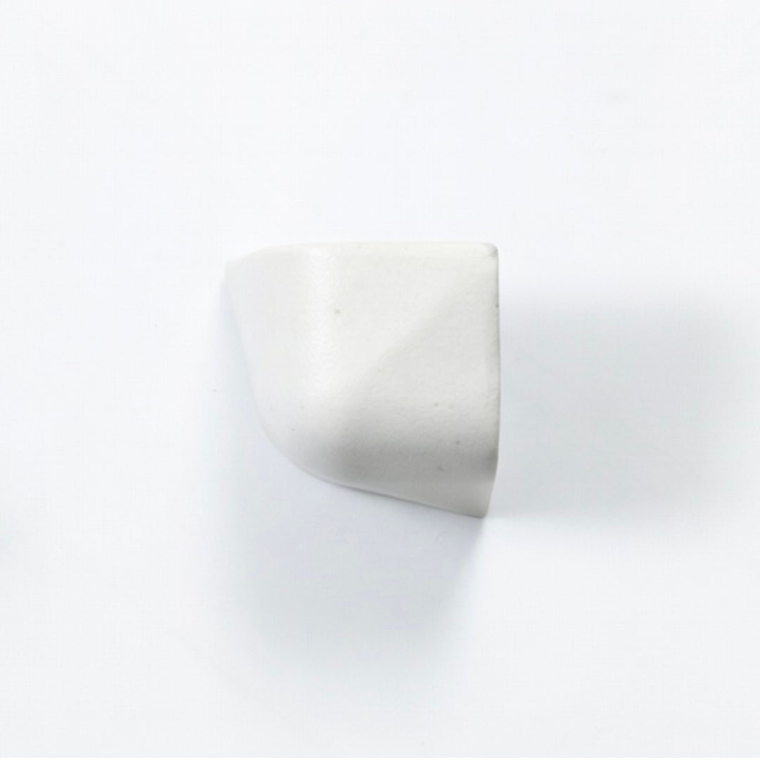 In Stock Porcelain Trim | Polar Outer Beak Corner